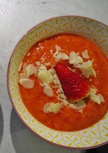 vollwertler-erdbeer-mango-muesli
