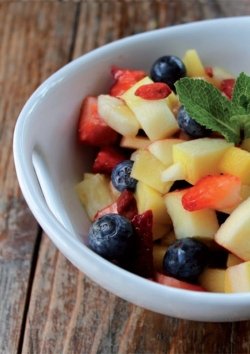 superfruits-salat-mit-heidelbeeren-vorschau