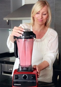 Die 5 besten Smoothie-Tipps von unserer Expertin Eliq Maranik