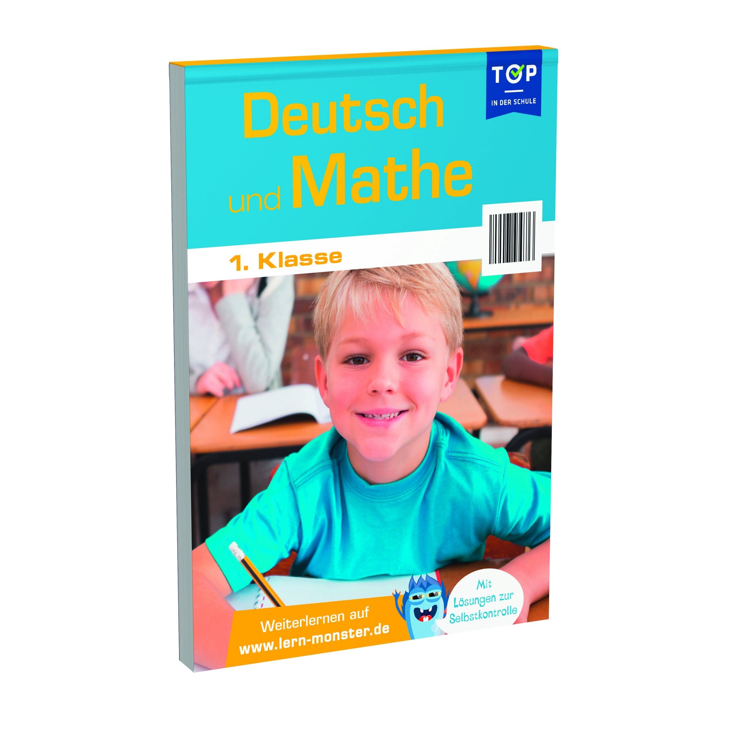 Buchcover für das Fach Deutsch und Mathe, 1. Klasse, mit einem lächelnden Jungen, der an einem Schreibtisch sitzt.