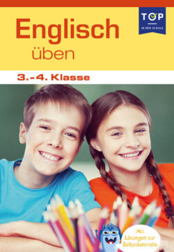 Zwei lächelnde Kinder, ein Junge und ein Mädchen, posieren vor einer Tafel mit Buntstiften, die das Thema "Englisch üben" für die 3.-4. Klasse darstellen.