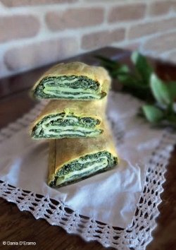 Die neue italienische Landküche - Gemüse-Ricotta-Strudel