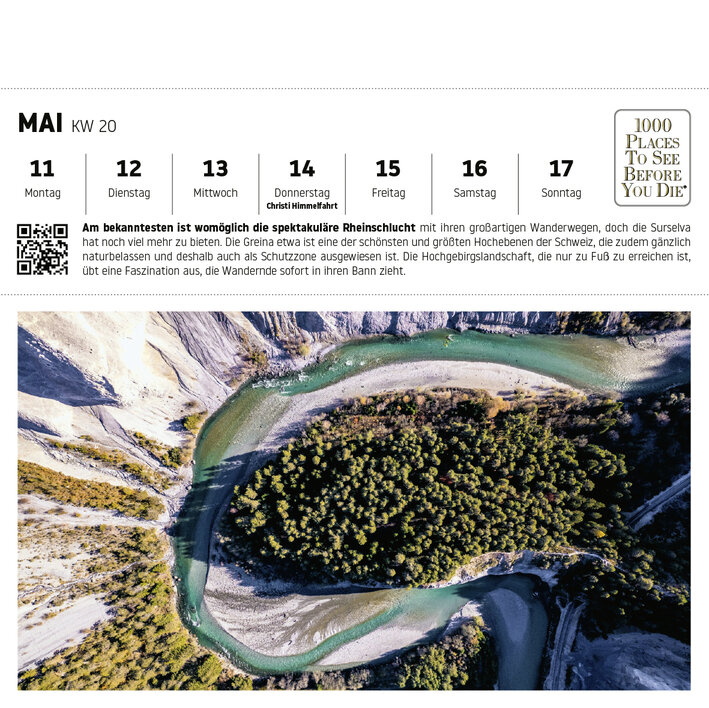 Spektakuläre Luftaufnahme der Rheinschlucht mit grüner Schlucht und umgebenden Wäldern.